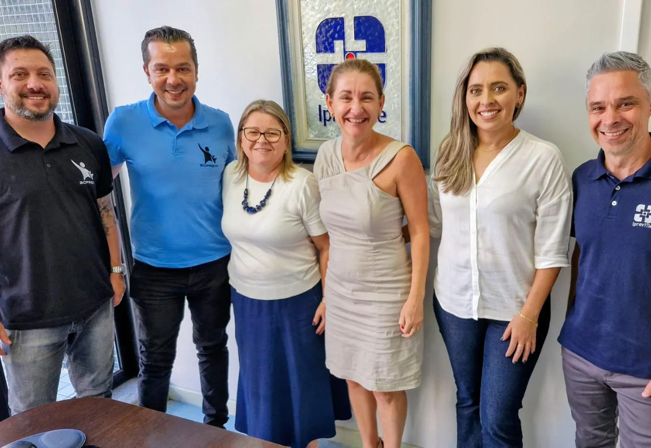 Visita do Bcprevi na sede do Ipreville